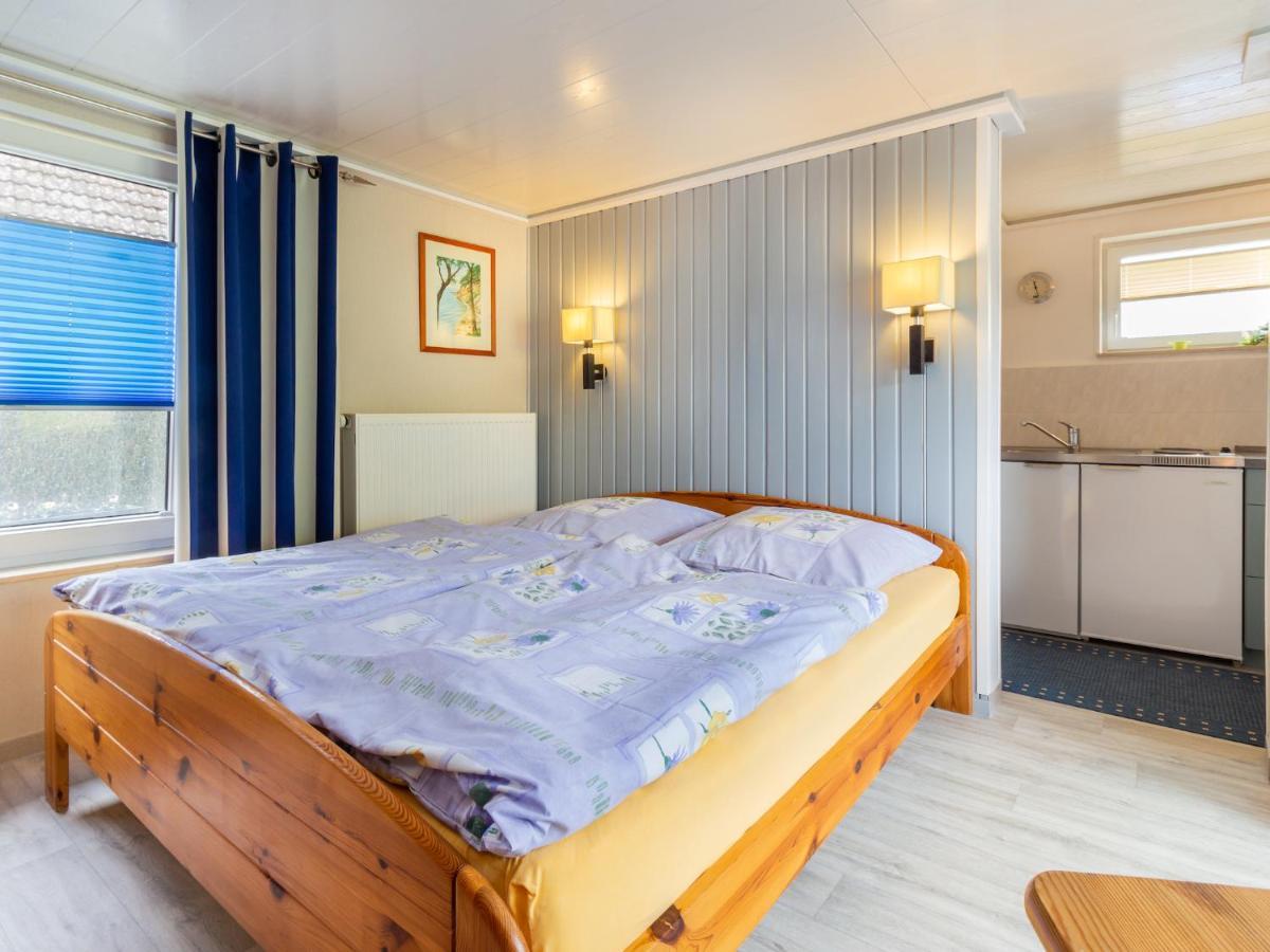 Ferienhaus Smerzinski Bergen Auf Rugen Esterno foto